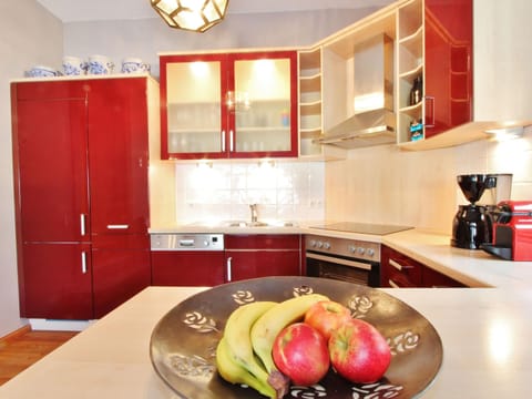 Chalet | Private kitchen | Highchair