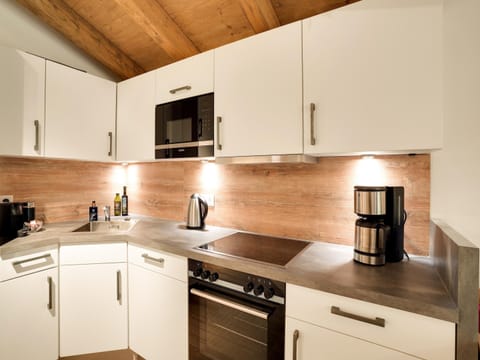 House | Private kitchen | Highchair