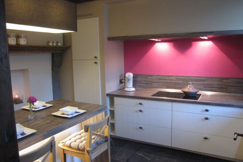 Cottage | Private kitchen | Highchair, cookware/dishes/utensils