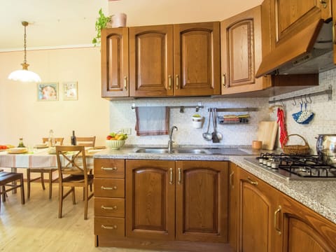 House | Private kitchen