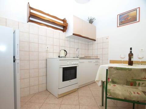 Standard Apartment, 1 Bedroom (25898) | Private kitchen | Fridge, electric kettle