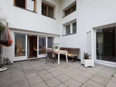 Apartment | Dining
