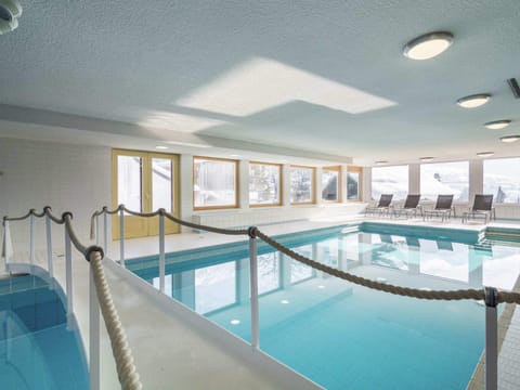 Apartment | Pool | Outdoor pool, a heated pool