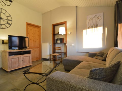 Cottage | Living area