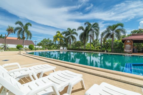 Outdoor pool, pool umbrellas