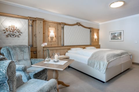 Deluxe Double Room | Premium bedding, down comforters, minibar, in-room safe