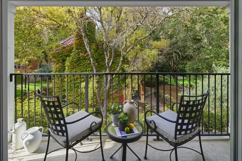 Premium bedding, down comforters, pillowtop beds, in-room safe