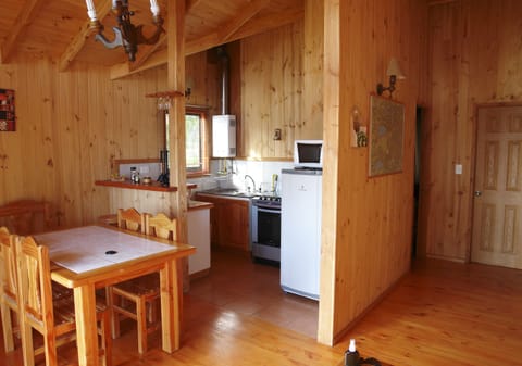 Junior Cabin, Non Smoking (suite) | Private kitchen | Fridge, microwave, stovetop, coffee/tea maker