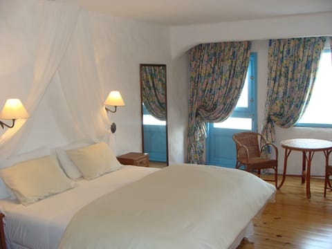 Suite, Ocean View | Premium bedding, in-room safe, individually decorated