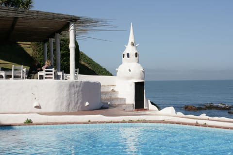 Indoor pool, 2 outdoor pools