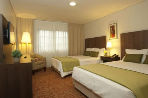 Superior Double Room | Minibar, in-room safe, desk, blackout drapes