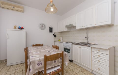 Apartment (A1) | Private kitchen