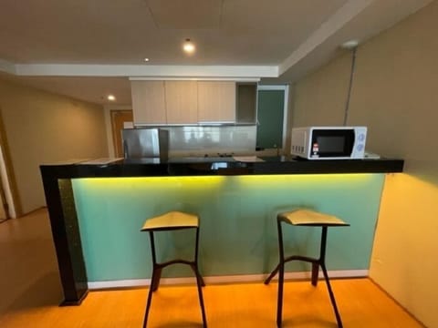 Apartment, 2 Bedrooms | In-room dining