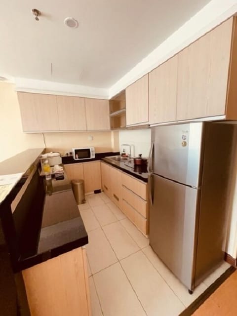 Apartment, 1 Bedroom | Private kitchen | Electric kettle, rice cooker