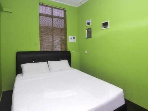 Standard Double Room | Free WiFi, bed sheets