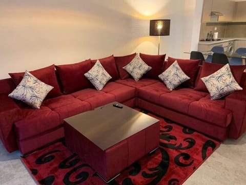 Apartment, 2 Bedrooms | Living room | Flat-screen TV