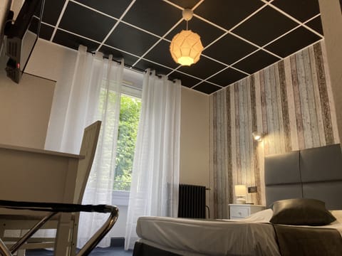 Superior Double Room | Desk, soundproofing, free WiFi, bed sheets