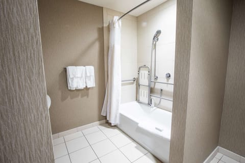 Room, 1 King Bed, Accessible, Bathtub | Bathroom | Hair dryer, towels