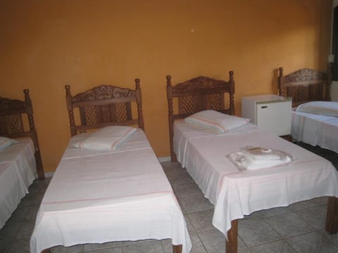 Minibar, free WiFi, bed sheets