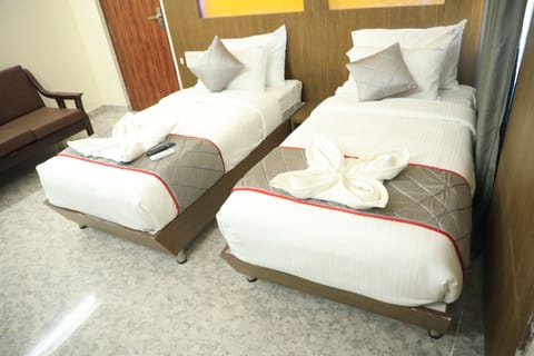 Premium bedding, memory foam beds, in-room safe, individually decorated