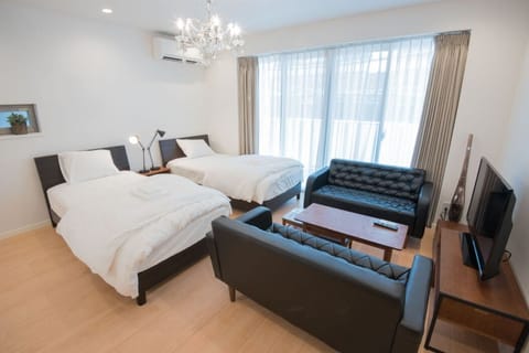 Superior Room (2B) | Free WiFi, bed sheets