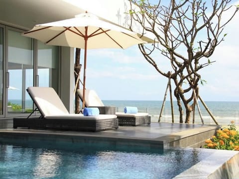 5 Bedrooms Luxury Villa with Sea View | Private pool