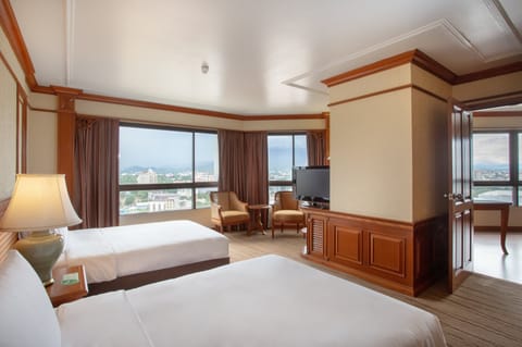 Grand Suite, 2 Double Beds, River View | Minibar, in-room safe, desk, laptop workspace