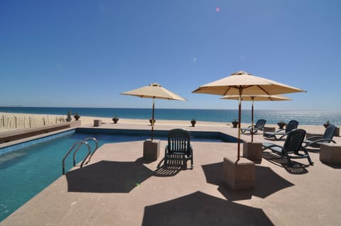 Outdoor pool, pool umbrellas