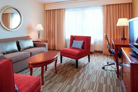 Suite, 1 Bedroom | Living area | Flat-screen TV, pay movies