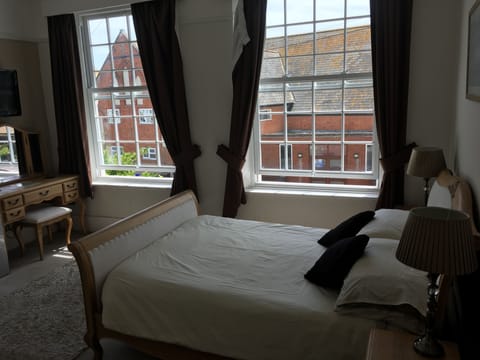 Standard Double Room, Ensuite, Sea View