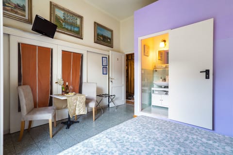 Standard Double or Twin Room, 1 Double or 2 Twin Beds, Private Bathroom | Down comforters, individually decorated, individually furnished, desk