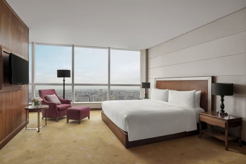 Junior Suite, 1 King Bed, Club Lounge Access (Business Lounge Access) | View from room