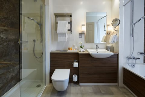 Grand Double Room  | Bathroom | Shower, designer toiletries, hair dryer, towels