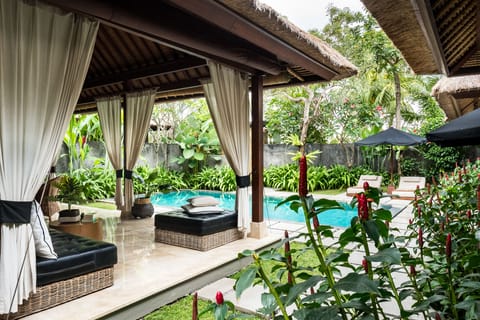 Two-Bedroom Villa with Private Pool | Living area | 42-inch flat-screen TV with satellite channels, LCD TV, Netflix