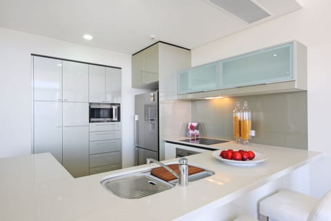 Penthouse - Three Bedroom | Private kitchen | Fridge, microwave, oven, stovetop