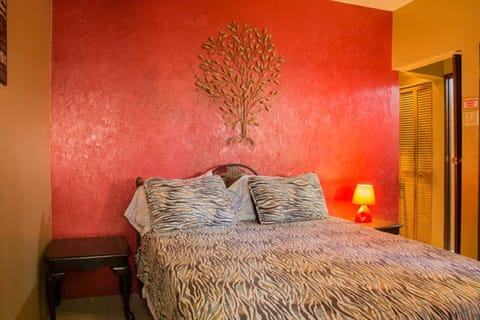 Comfort Studio (Red Velvet) | Premium bedding, in-room safe, individually decorated