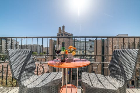 Classic Studio, Balcony, City View | Balcony