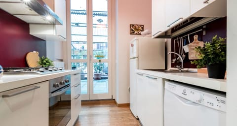 Apartment, 2 Bedrooms, Terrace | Private kitchen | Fridge, oven, stovetop, dishwasher