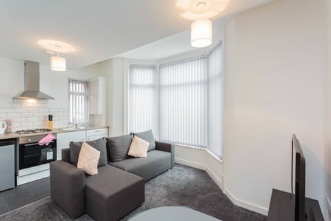 Apartment, Ensuite (Peach Suite) | Lounge