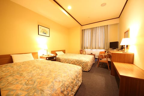 Twin Room | Free WiFi