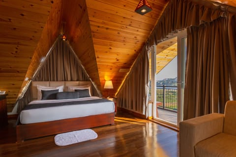 Grand Suite, Multiple Beds, Jetted Tub, Lake View | View from room