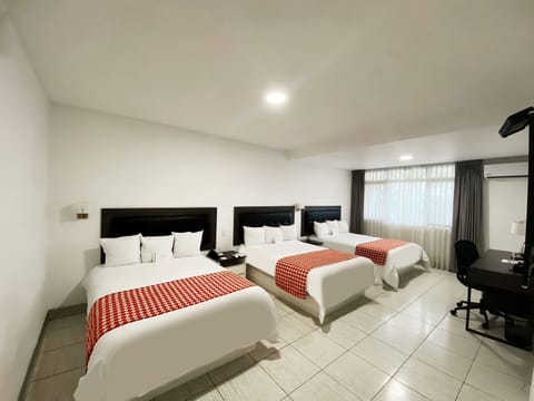 Standard Triple Room, Non Smoking | Premium bedding, minibar, in-room safe, desk