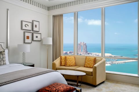 Superior Room, 1 King Bed, Sea View | Minibar, in-room safe, individually decorated, desk