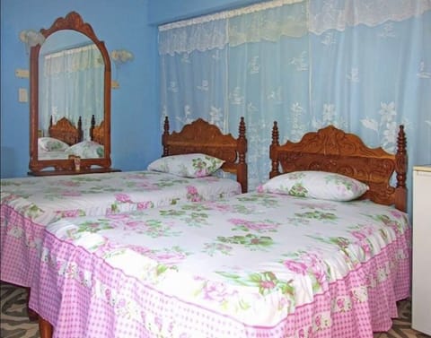 Family Triple Room | In-room safe, individually decorated, individually furnished