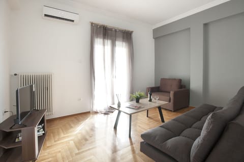 Apartment, 1 Bedroom | Living area | Smart TV