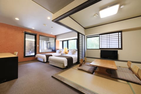 Deluxe Room with Private Open Air Bath | In-room safe, blackout drapes, free WiFi, bed sheets