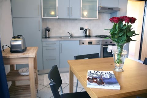 Apartment, 2 Bedrooms, Terrace, Garden View | Interior