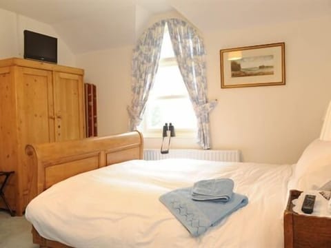 Double Room, Ensuite | Iron/ironing board, free WiFi, bed sheets