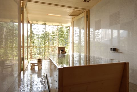 Japanese Style Suite with Balcony | Deep soaking bathtub