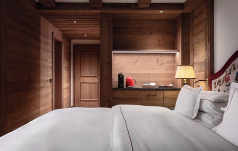 Superior Room, Multiple Beds | Premium bedding, down comforters, minibar, in-room safe